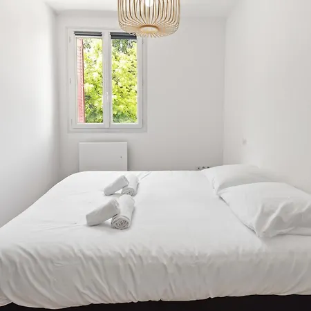 T3 Au Centre Apartment